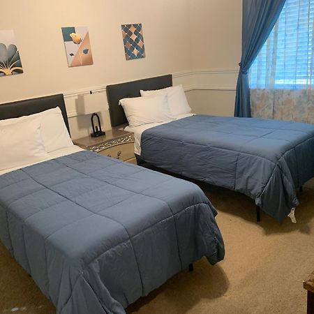 Luxhome Suites N Villa 里弗赛德 外观 照片