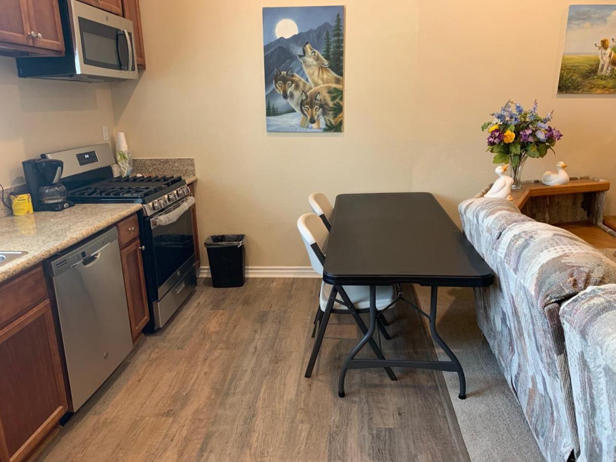 Luxhome Suites N Villa 里弗赛德 外观 照片