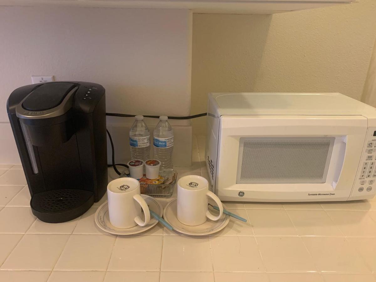 Luxhome Suites N Villa 里弗赛德 外观 照片