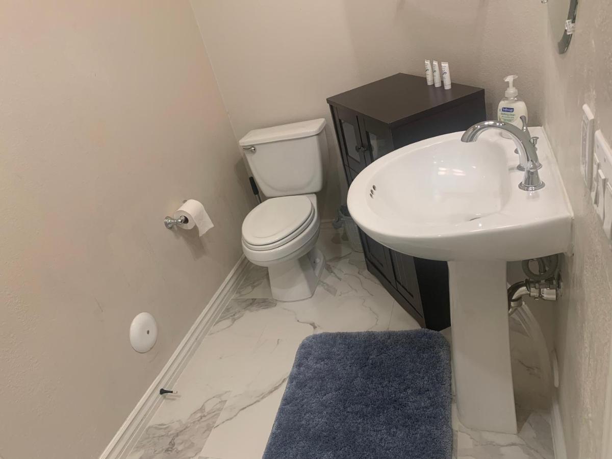 Luxhome Suites N Villa 里弗赛德 外观 照片