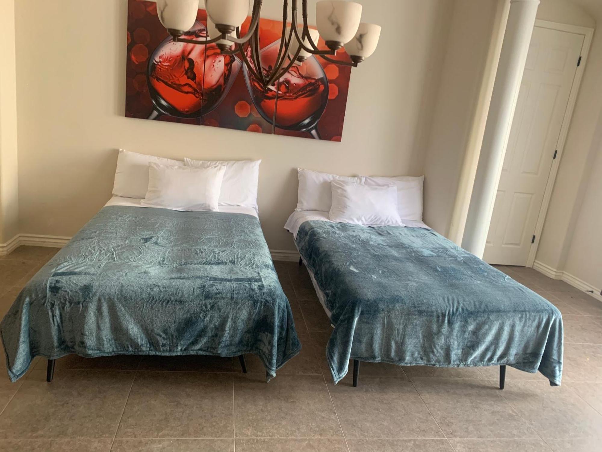 Luxhome Suites N Villa 里弗赛德 外观 照片
